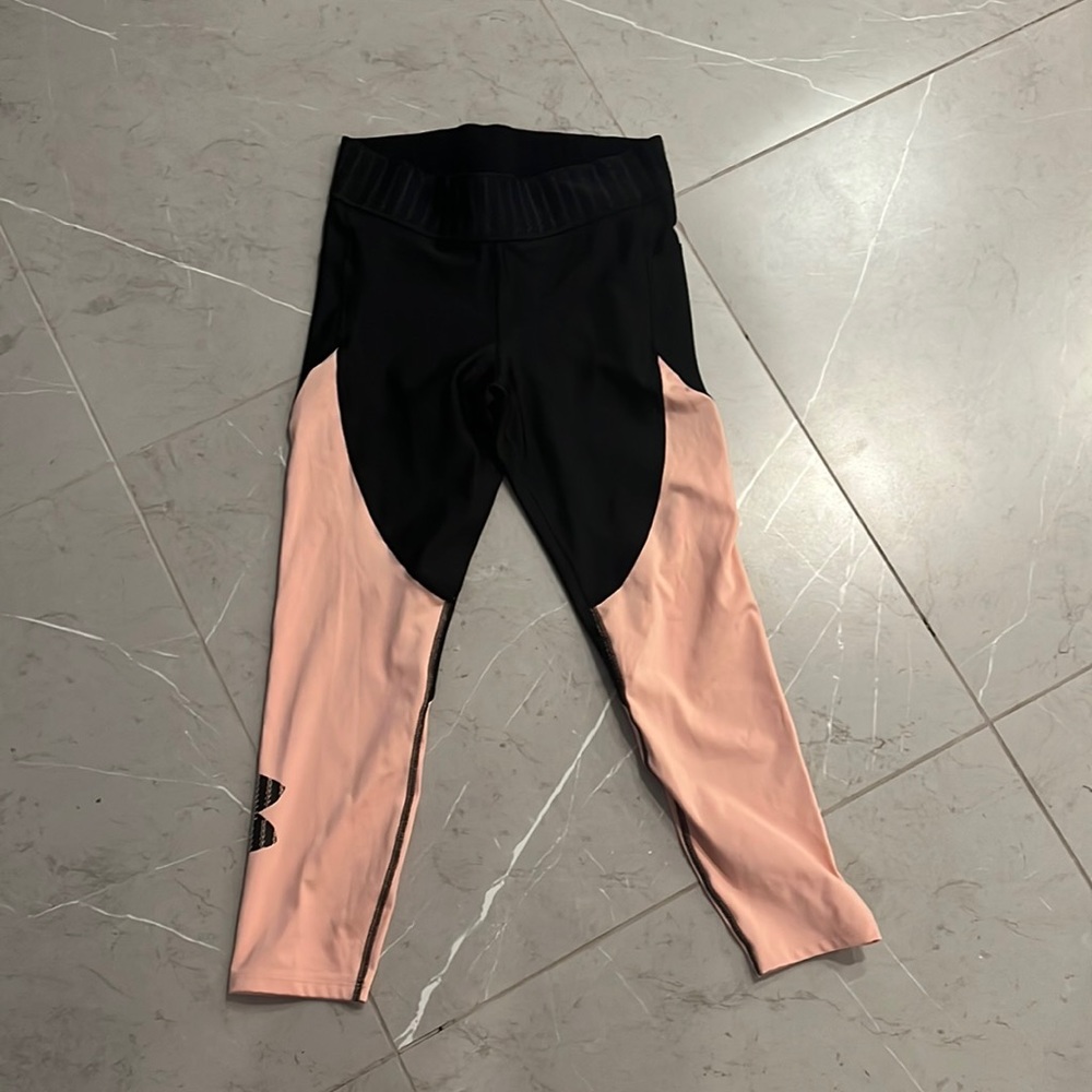 UA - compression leggings